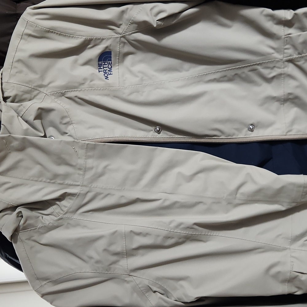 Rain coat